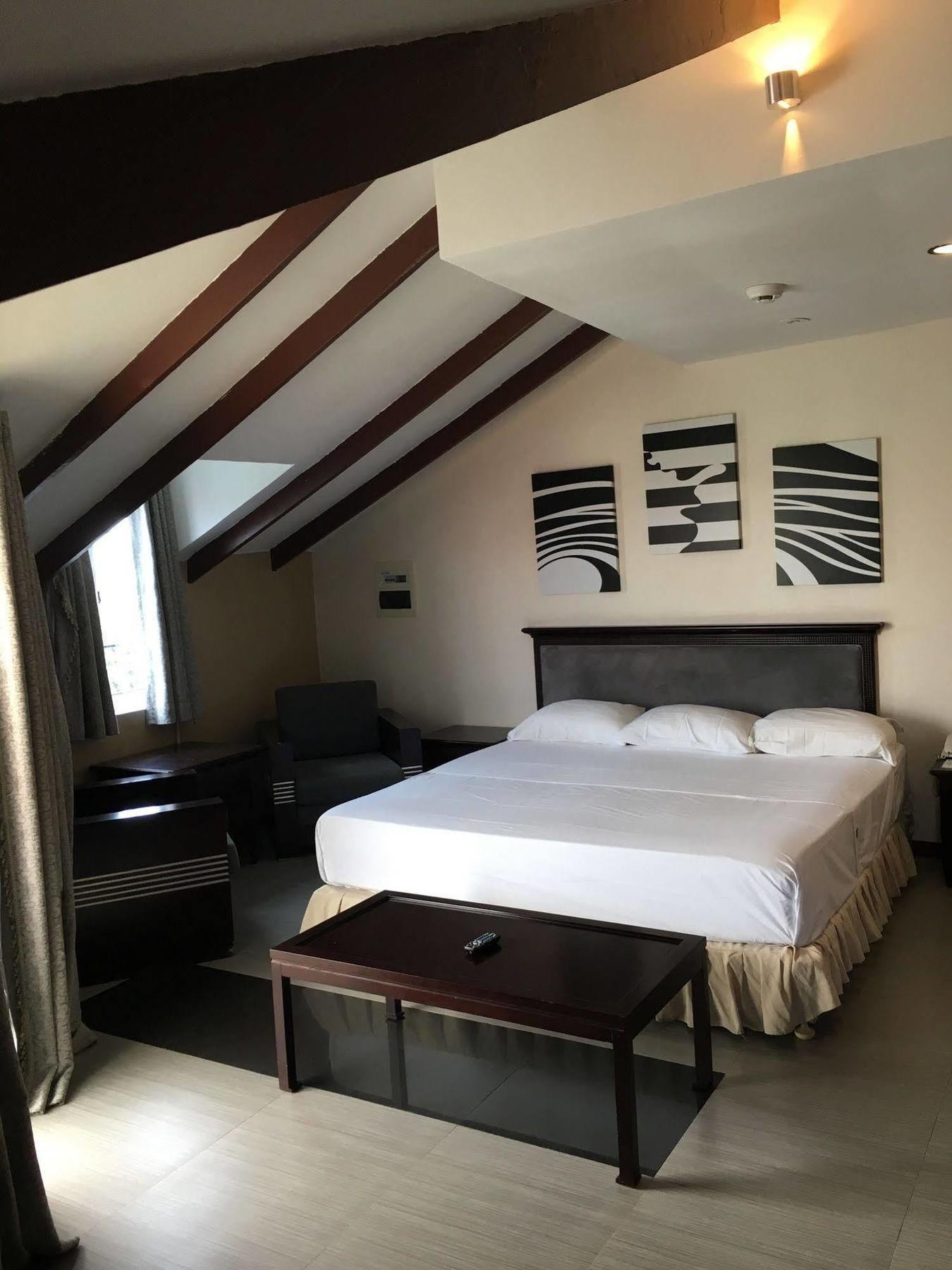 Curacao Suites Hotel Willemstad Exterior foto