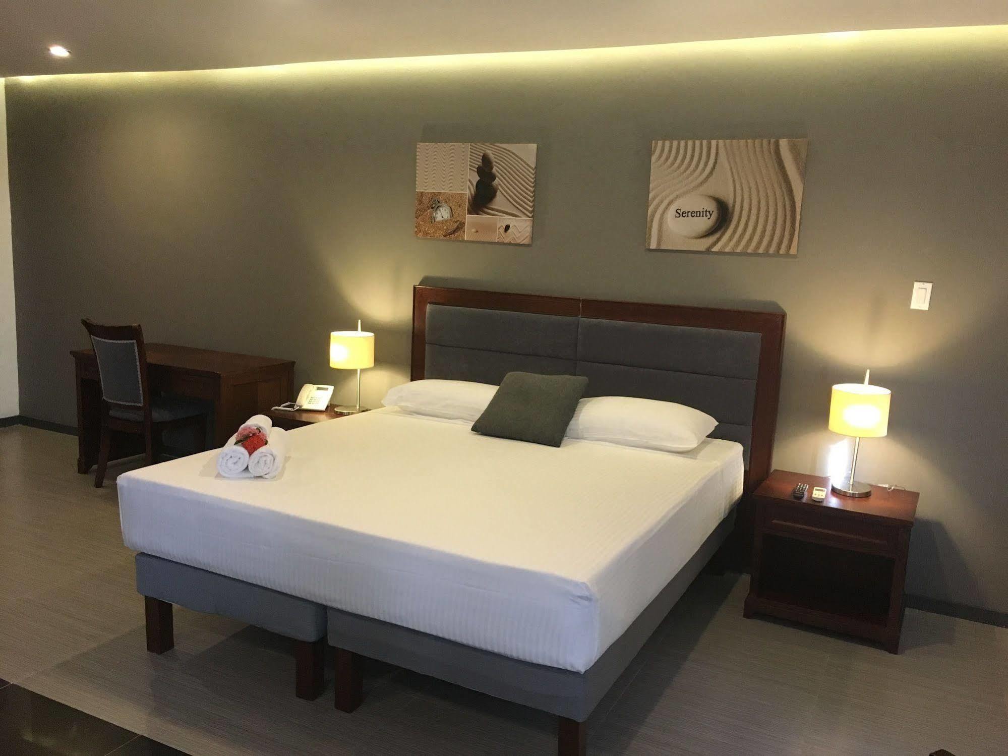 Curacao Suites Hotel Willemstad Exterior foto
